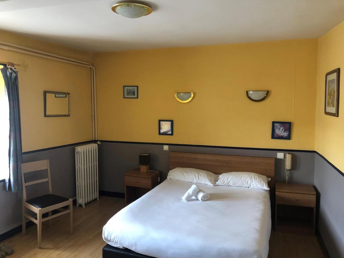Logis Hostellerie Du Cheval Blanc Sainte-Maure-de-Touraine Eksteriør bilde