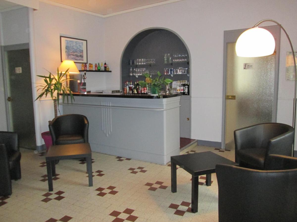 Logis Hostellerie Du Cheval Blanc Sainte-Maure-de-Touraine Eksteriør bilde