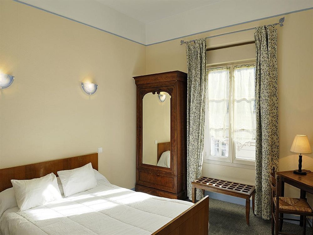 Logis Hostellerie Du Cheval Blanc Sainte-Maure-de-Touraine Eksteriør bilde