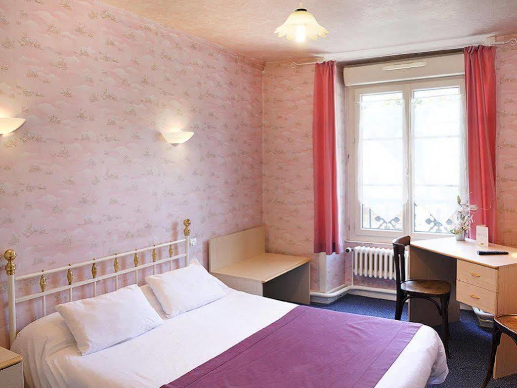 Logis Hostellerie Du Cheval Blanc Sainte-Maure-de-Touraine Eksteriør bilde